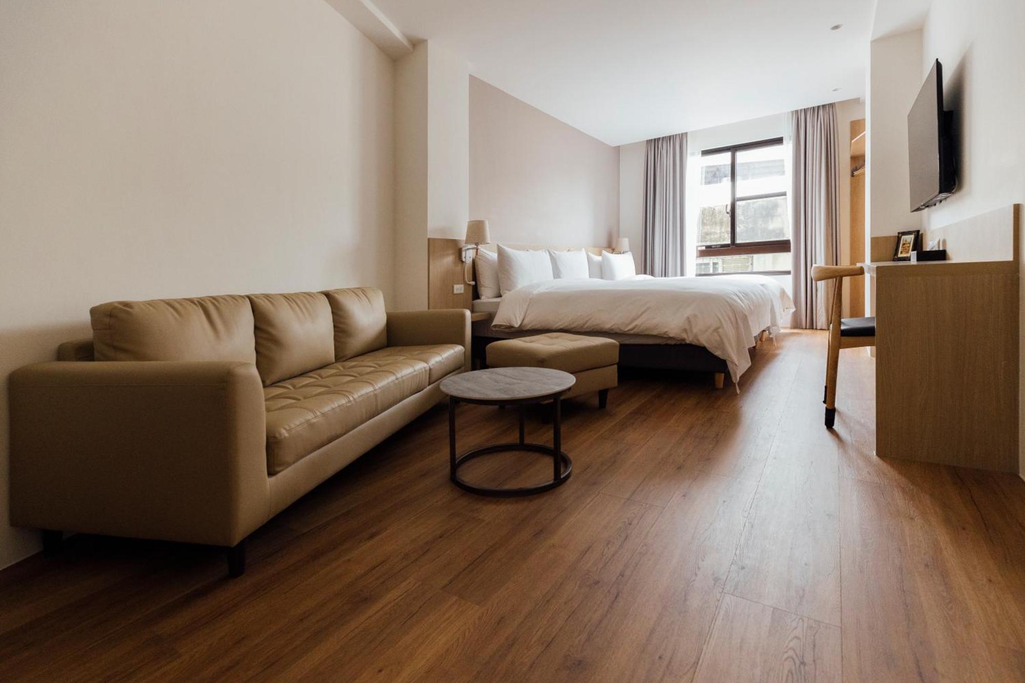 鹹菜巷8號 Hotel Tainan Exterior photo